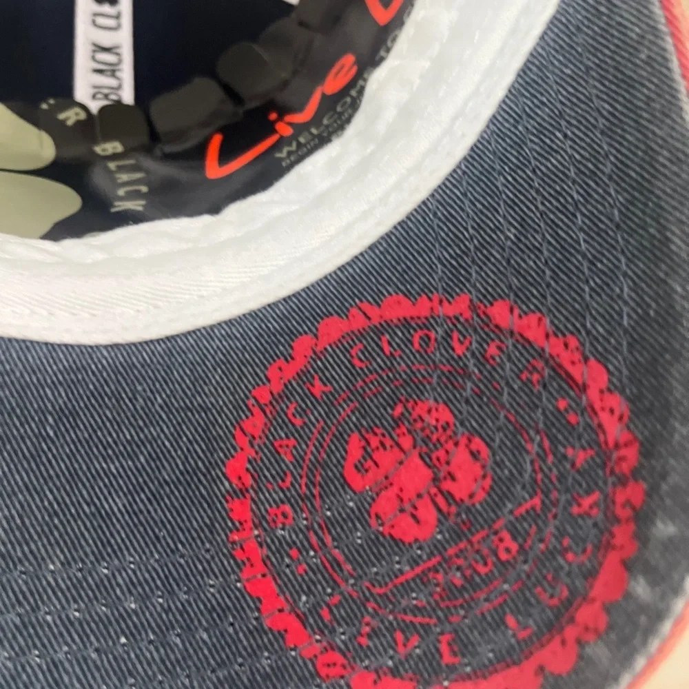 Standard 2T Vintage 3 Adjustable Hat, White Hat/3D USA Flag Clover - Picture 8 of 10